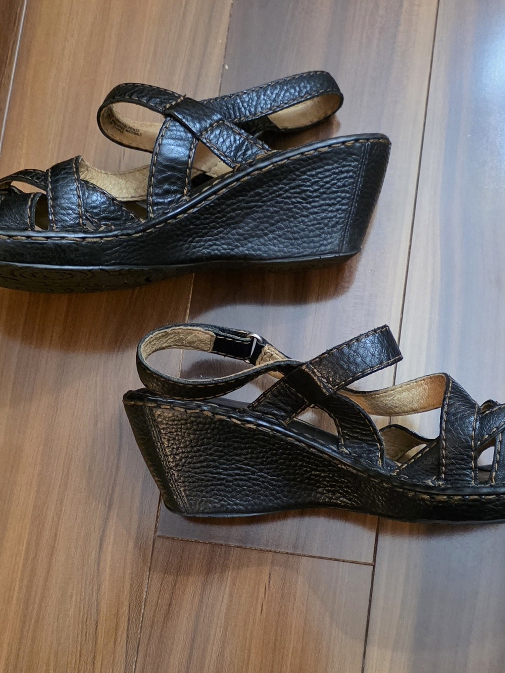 ​Born Black Leather Strappy Wedge Sandals Size 10